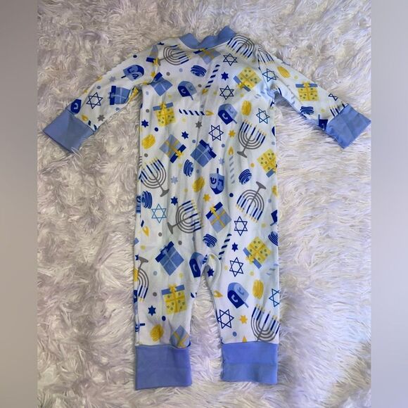 *NWOT* Magnolia Baby 9M Hanukkah Zippy - Picture 3 of 4
